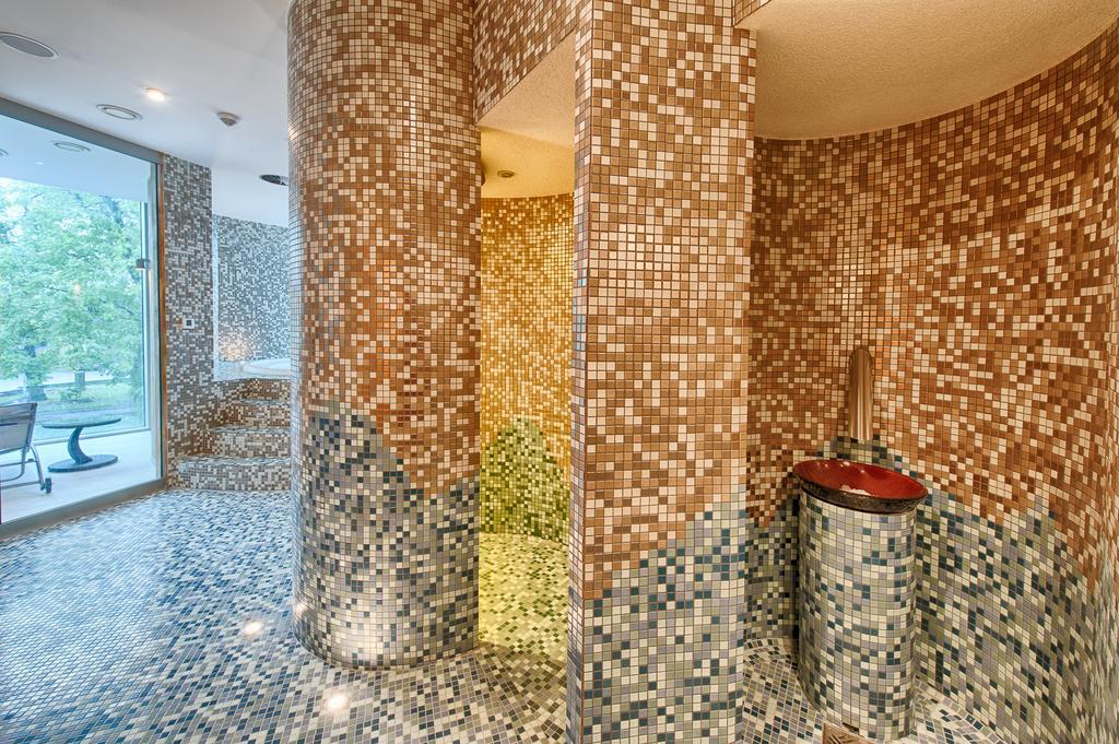 Hotel Lazur Spa & Conference Каліш Екстер'єр фото